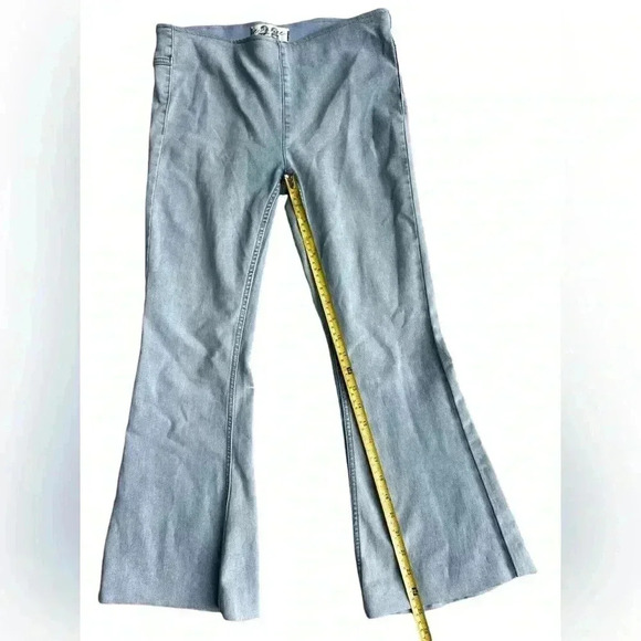 We The Free Free People Penny Flair Cropped Jeans Light Wash Size 28 - Picture 2 of 4